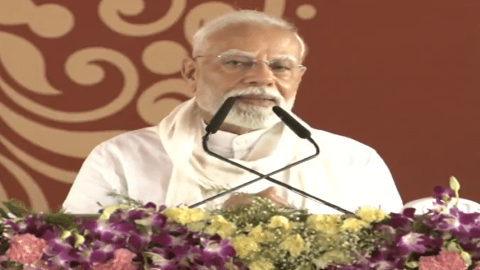 ‘किसी चीज को बनाने में भारतीय का पसीना बहा, तो वो स्वदेशी’: पीएम मोदी ने वाराणसी में दिलाया देश को संकल्प, कहा – देश को अब सजग रहना होगा
