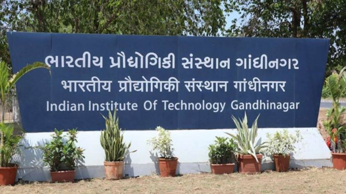 PhD कर स्कॉलर बन गई IIT गाँधीनगर की फैकल्टी, फिर अपने गाइड से ही कर ली शादी: एक अन्य शिक्षक की कोरियाई पत्नी बन गई असिस्टेंट प्रोफेसर, संस्थान की नियुक्तियों पर उठे सवाल