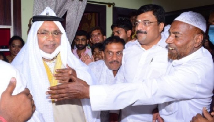 Congress-led Siddaramaiah govt grants ₹398 crores for ‘Muslim colony’ development project, appeasement politics continue unabated
