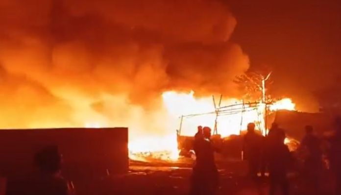 Cluster of shanties gutted in massive fire in Kolkata, BJP accuses TMC of orchestrating it to re-include Bangladeshis in voter list after SIR